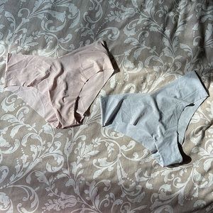 Victorias Secret | metallic seamless panties bundle size L